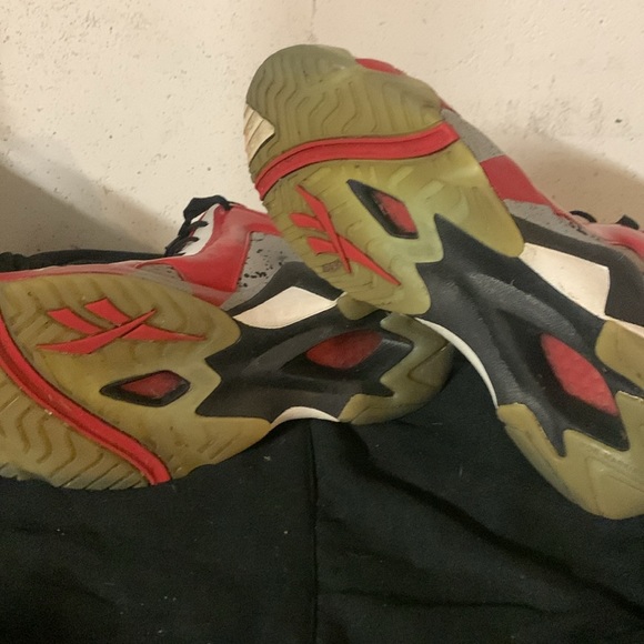 Reebok Crazy Eights Men Basketball Shoes - Picture 4 of 5